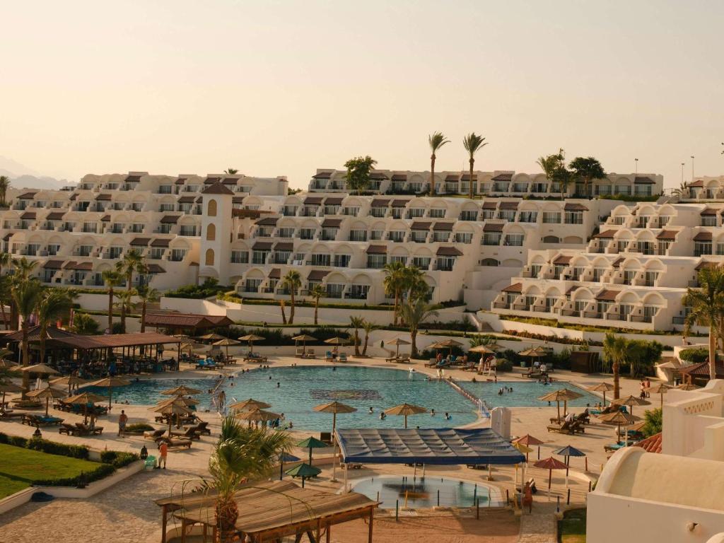 Movenpick Resort